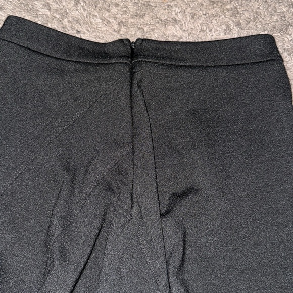 Black skirt - Picture 4 of 4